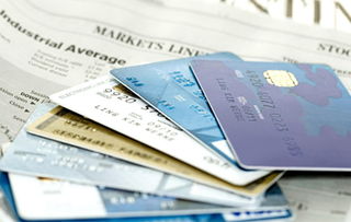 每月十幾萬套刷信用卡 申請房貸,悲劇了